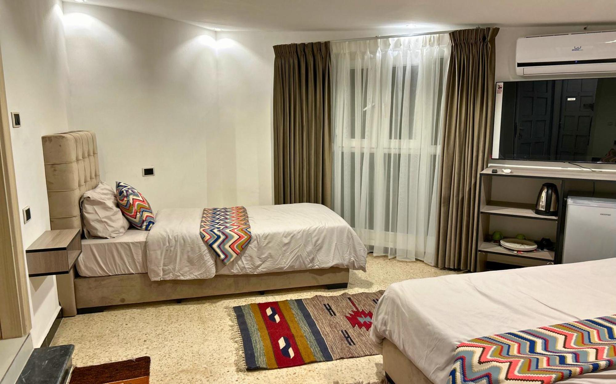 Celestia Boutique Inn - Boutique Stay Overlooking Jerash Ruins Jarash Rum bild