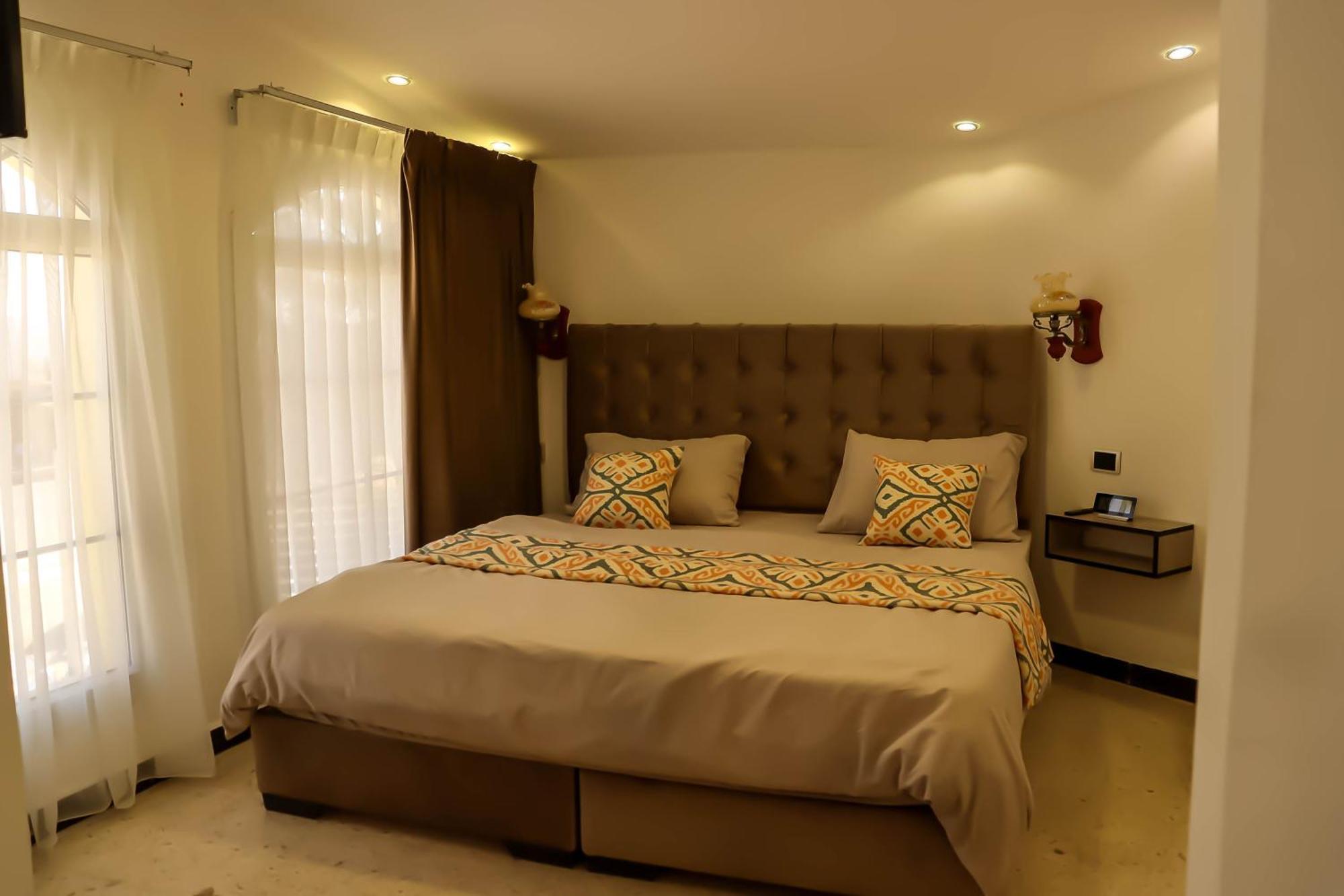Celestia Boutique Inn - Boutique Stay Overlooking Jerash Ruins Jarash Exteriör bild